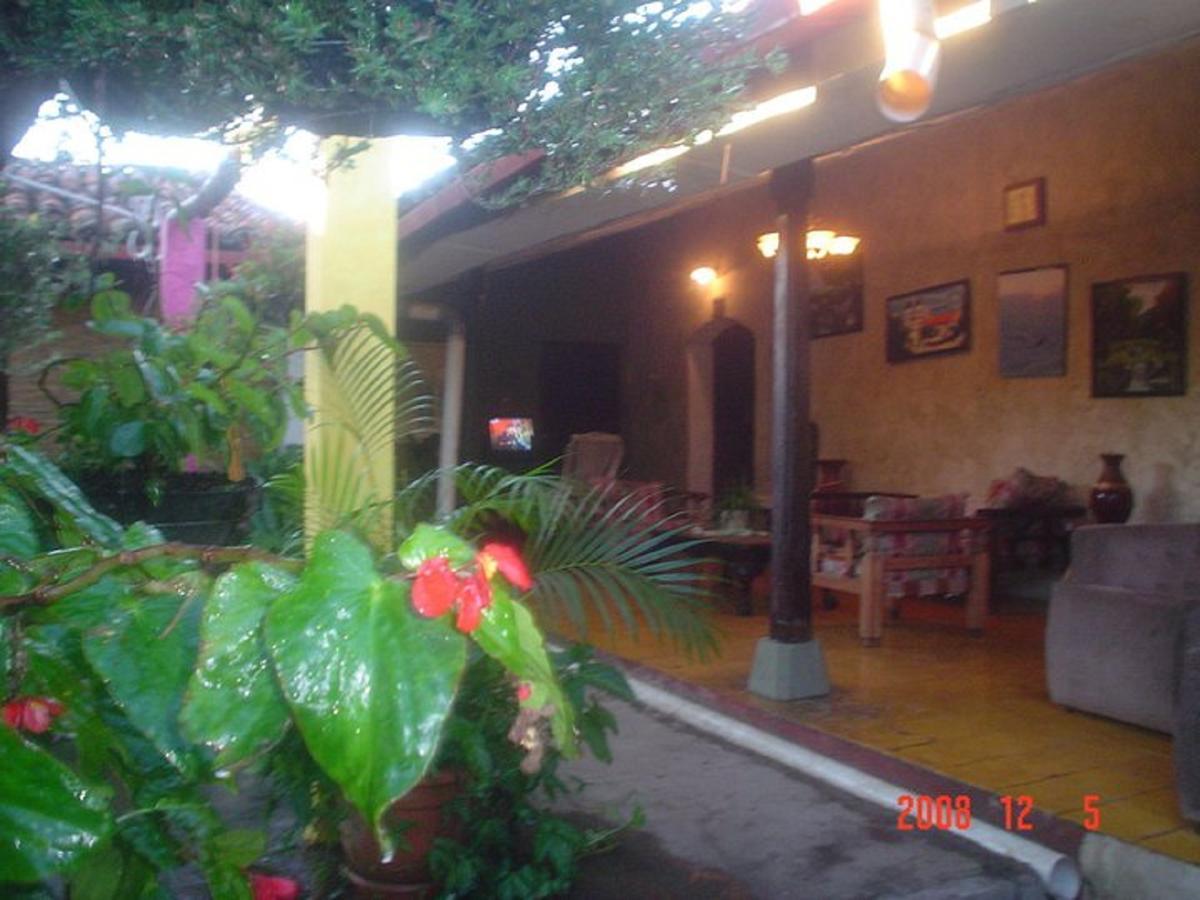 Hotel Caleta San Miguel Exteriör bild